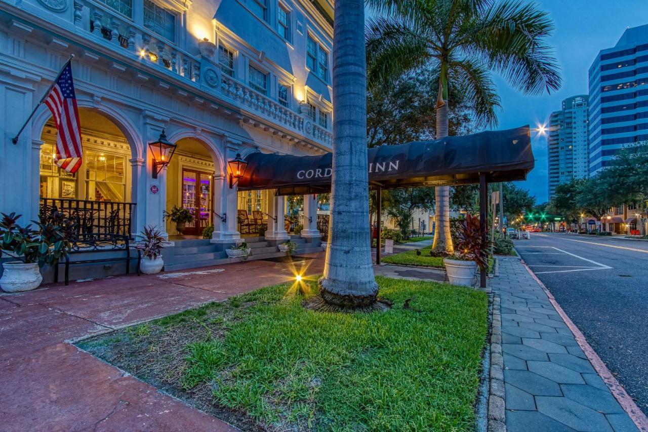 New Hotel Collection Downtown St Pete เซนต์ปีเตอร์สเบิร์ก ภายนอก รูปภาพ